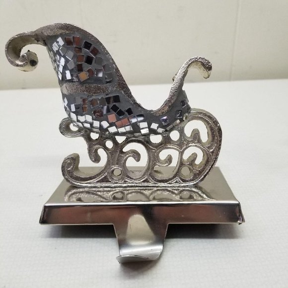 Santa Sleigh Christmas Stocking Holders Mantle - Picture 3 of 6